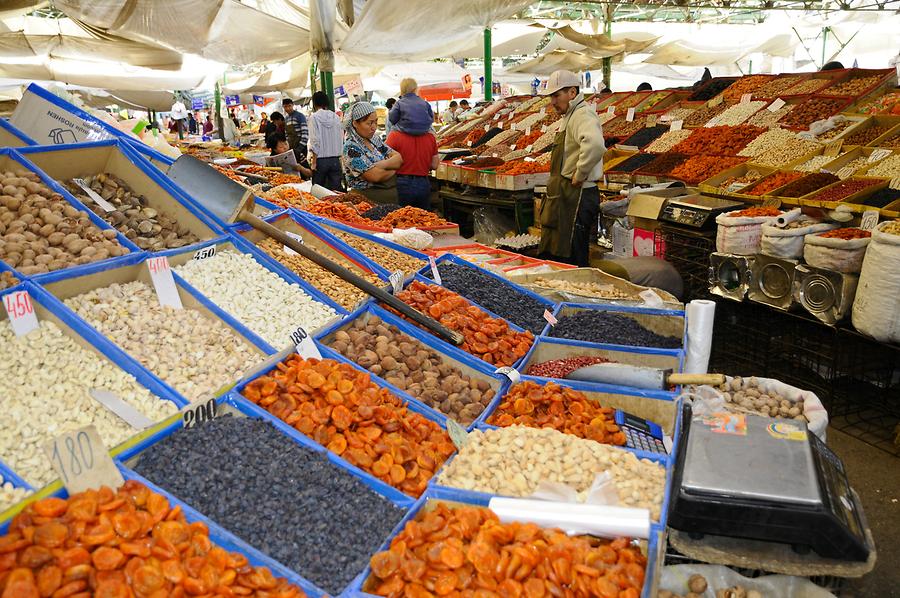 Bishkek - Osh Bazar, Spices