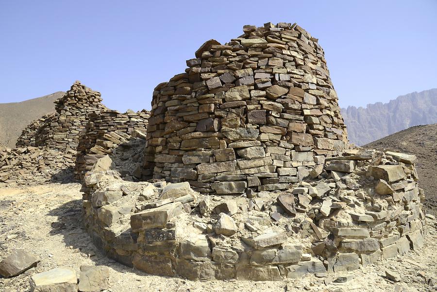 Al-Ayn - Beehive Tombs