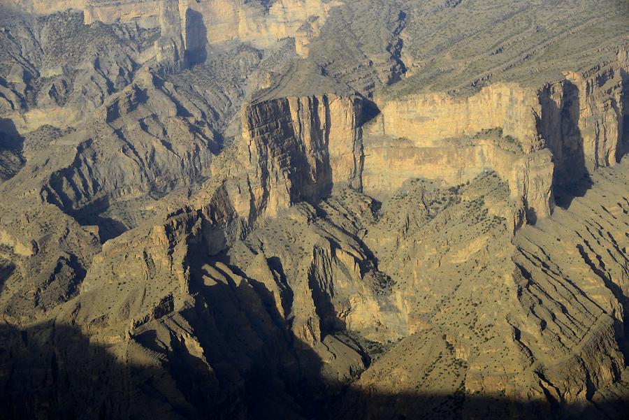 Jebel Shams - Gorge