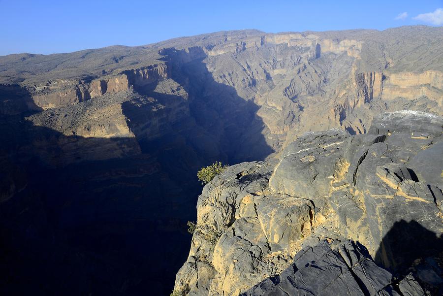 Jebel Shams - Gorge