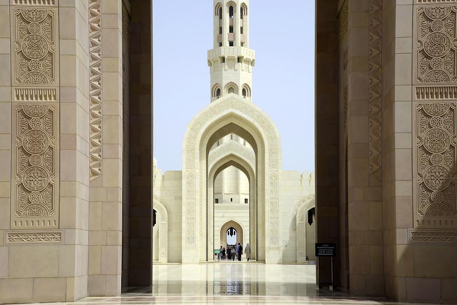 Sultan Qaboos Grand Mosque