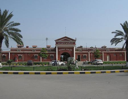 19th Century Railway Station, Photo: Hussain Kevin, from Wikicommons 