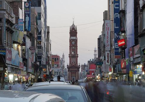 Ghanta Ghar Bazaar, Photo: Ab Basit007, from Wikicommons 