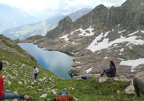 Khapiro Lake, Photo: Shabeer, from Wikicommons 