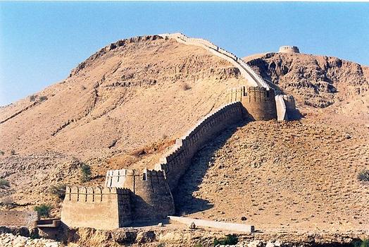 Ranikot Fort, Photo: Mazher Ali Ansari, from Wikicommons 