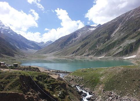 Lake Saif ul Mulook in Kaghan Valley, Photo: Faizan Farooq .From Wikicommons 