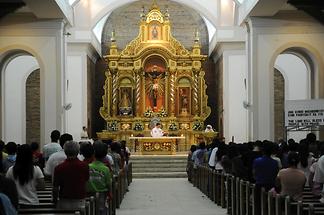 Inside the Kalibo Church