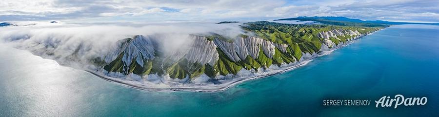 White cliffs of Iturup, © AirPano 