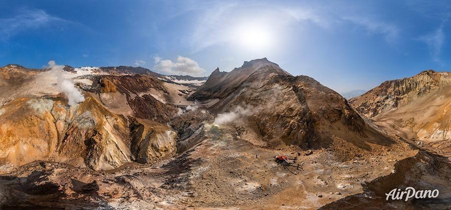 Mutnovsky Volcano. Caldera, © AirPano 