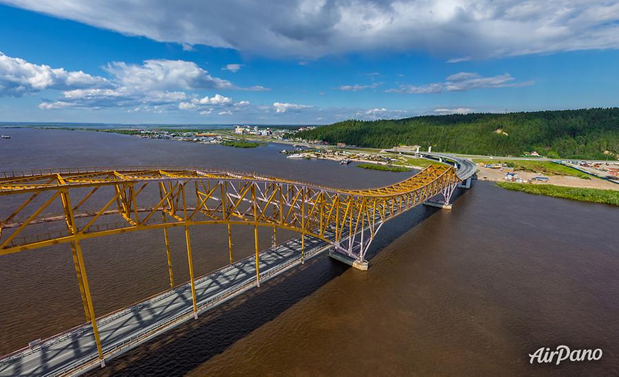 Red Dragon Bridge over the Irtysh River, © AirPano 