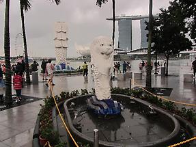 Smaller Merlion, Singapore River (1)