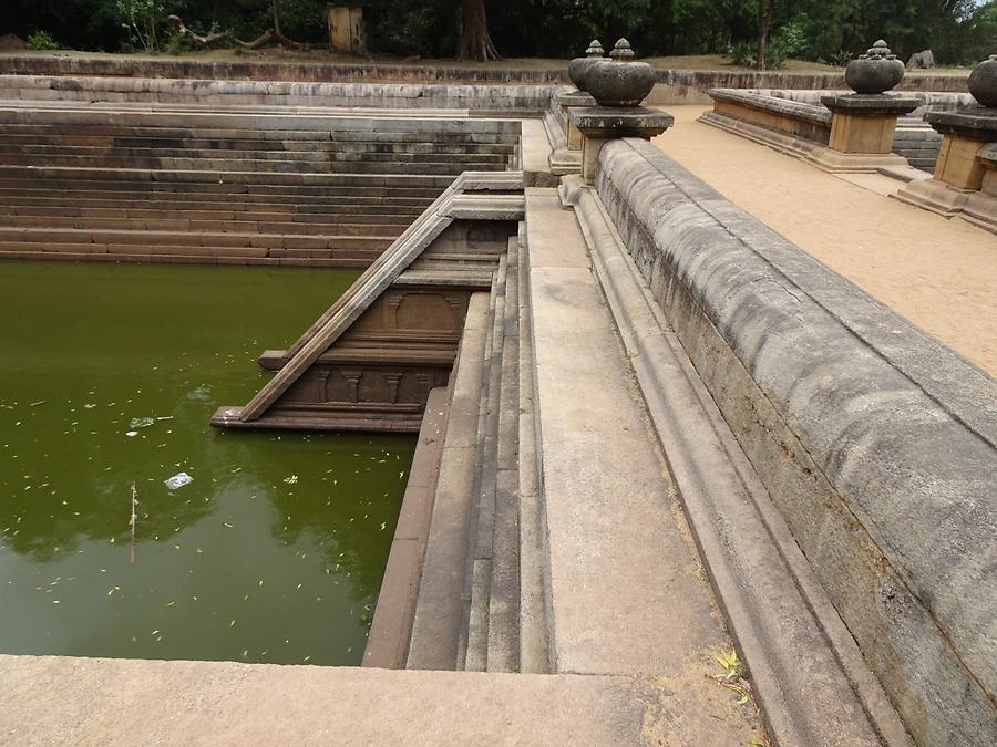 Anuradhapura - Kuttam Pokuna Bathing Tank