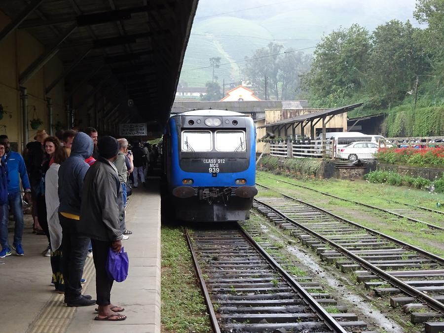 Nuwara Eliya - Train Station