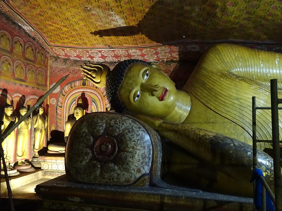 Dambulla - Cave Temple