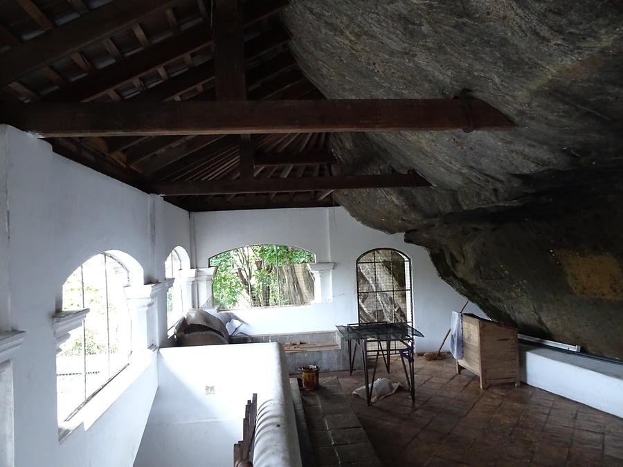 Dambulla - Cave Temple