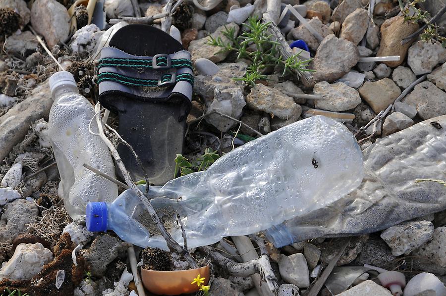 Garbage beach of Lattakia