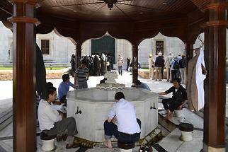 Bursa - Green Mosque; Fountain