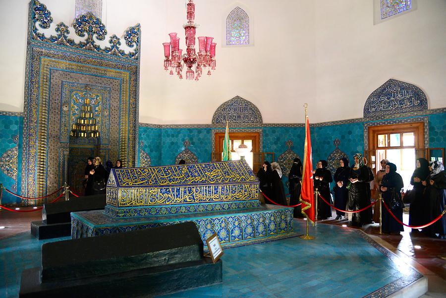 Bursa - Green Tomb; Inside