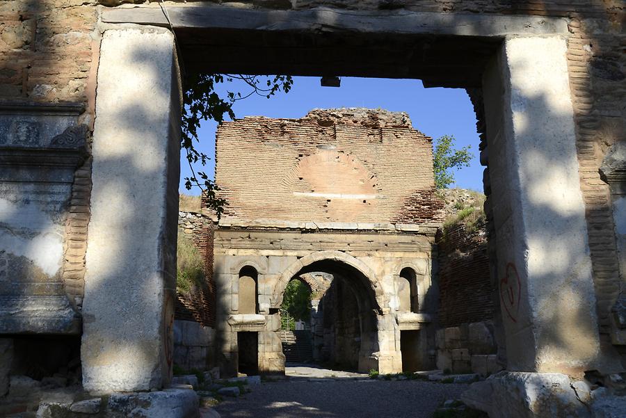 İznik - City Wall; Gate