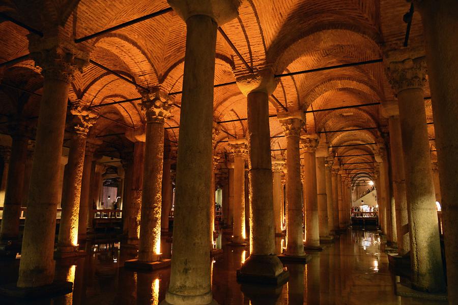 Basilica Cistern