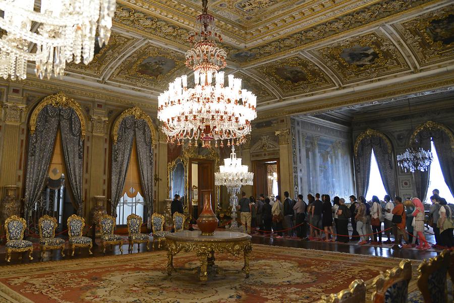 Dolmabahçe Palace - State Apartments