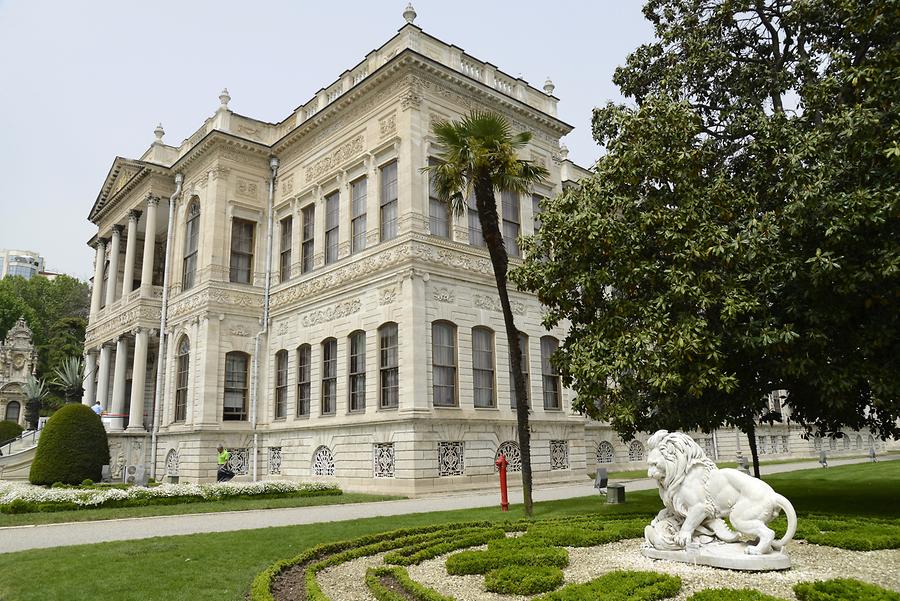 Dolmabahçe Palace