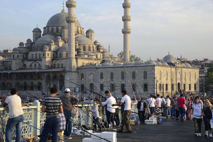 Galata Bridge - Fishermen