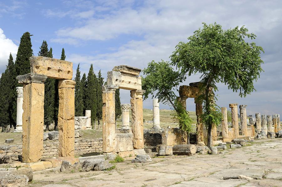 Pamukkale - Hierapolis; Frontinus Street