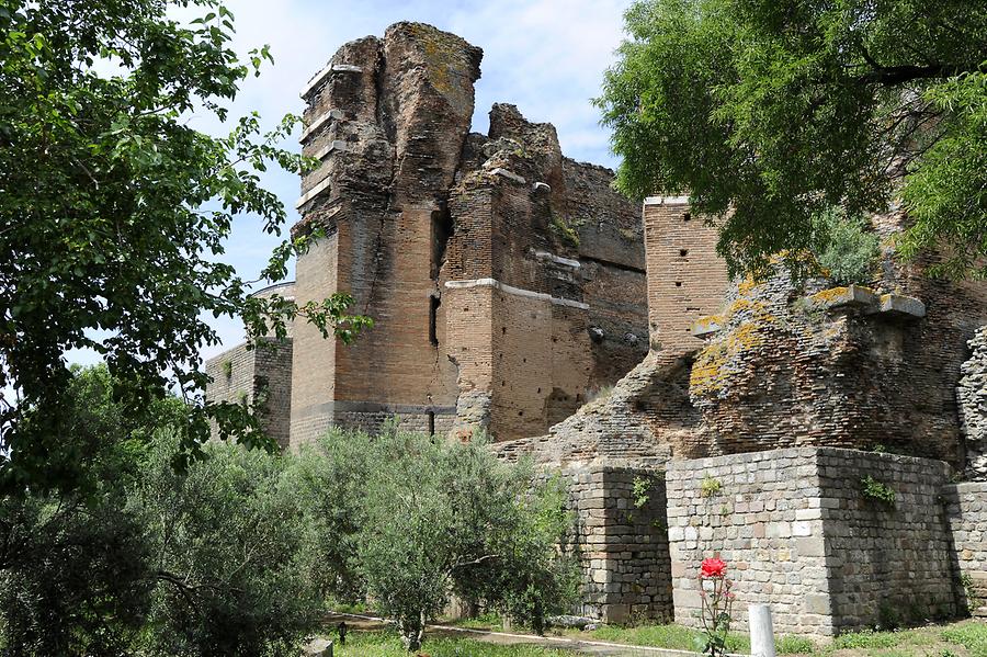 Bergama - Red Basilica