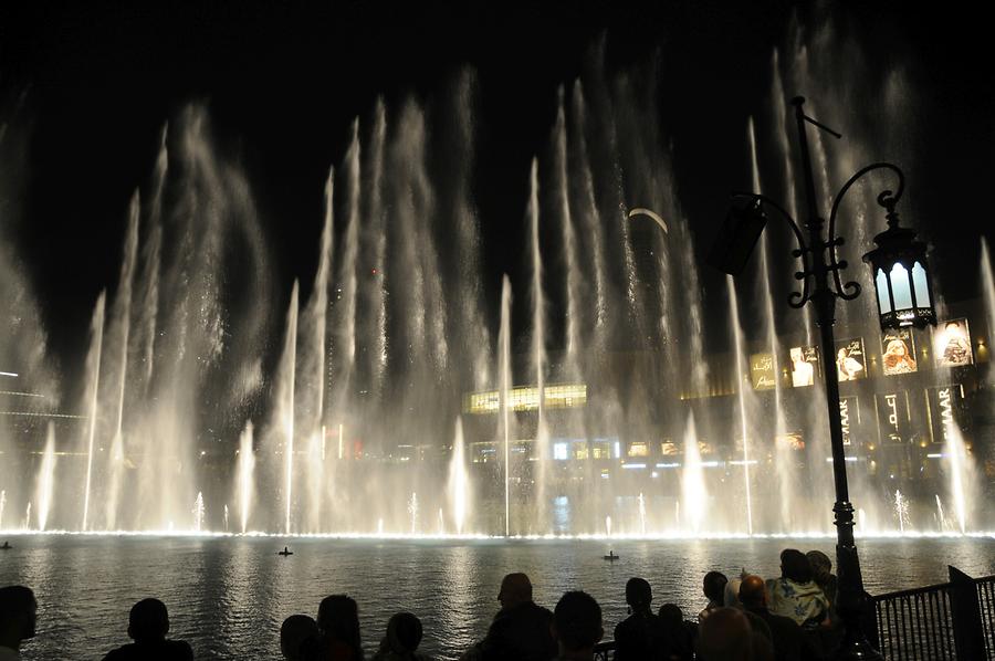 Dubai, Trick Fountains