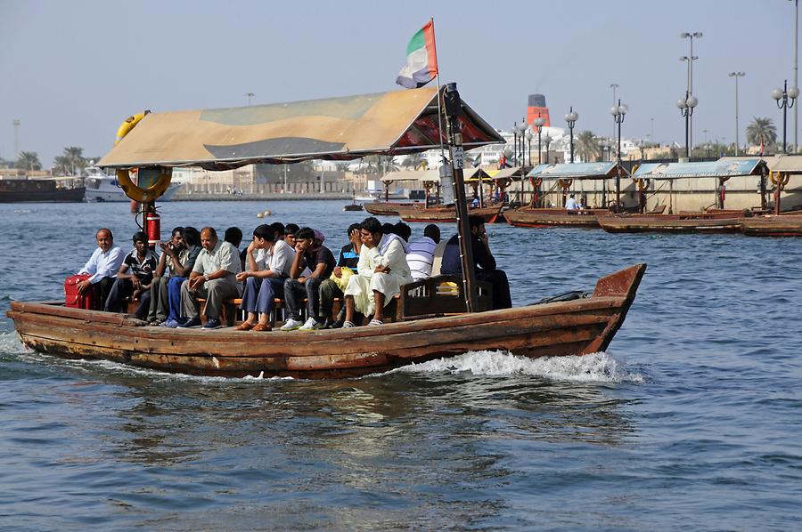 Abras on Dubai Creek