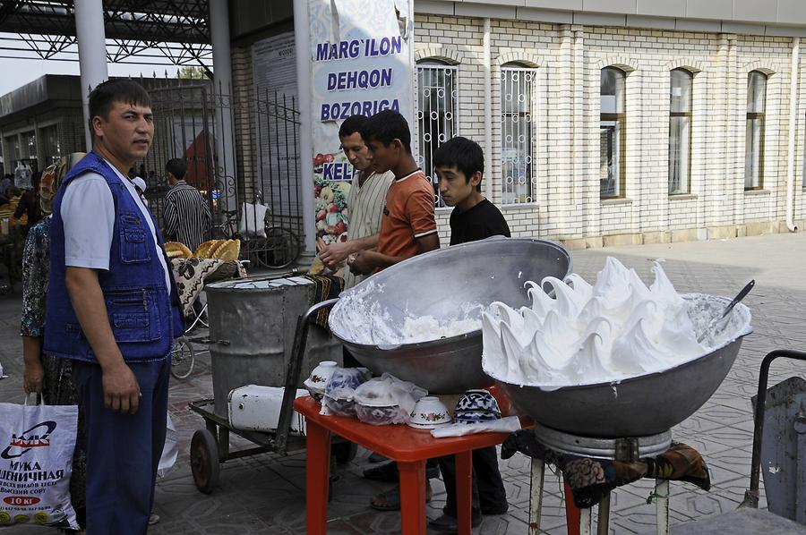 Margilan - Market, Yoghurt