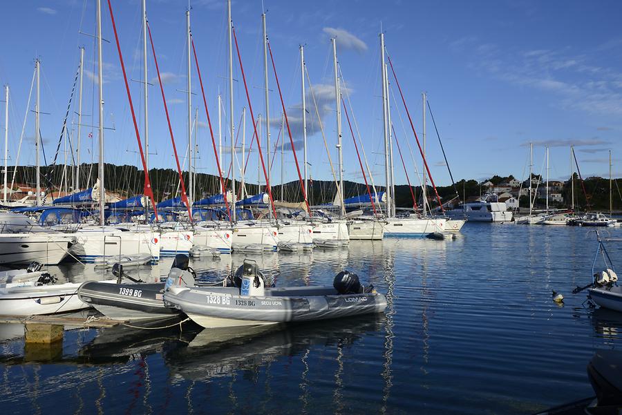 Korčula - Lumbarda; Marina