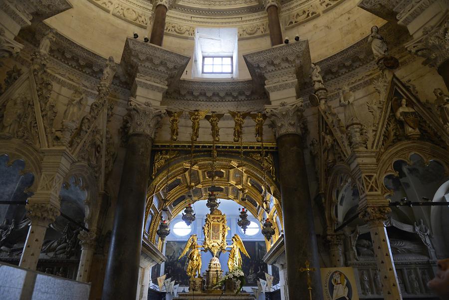 Diocletian's Palace - Cathedral; Main Altar