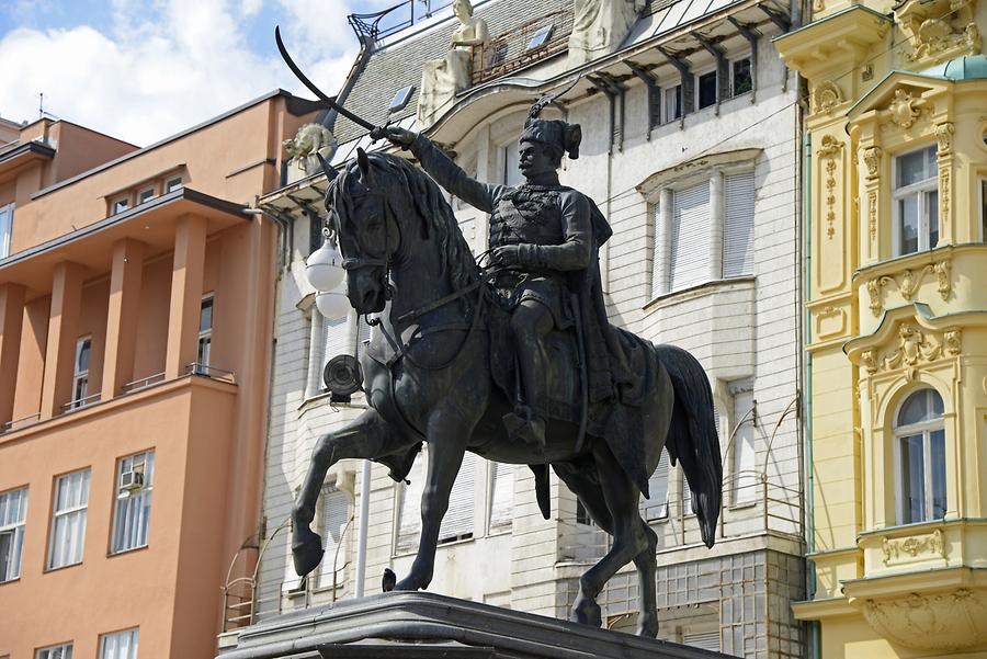 Ban Jelačić Square - Statue of Josip Jelačić