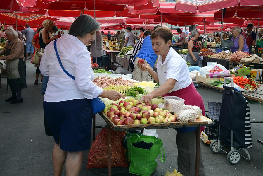 Farmers' Market