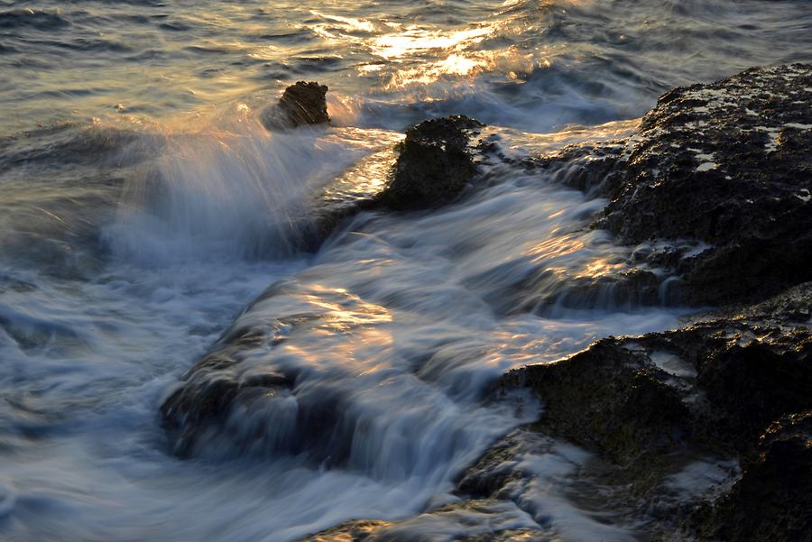 Golden Beach - Waves