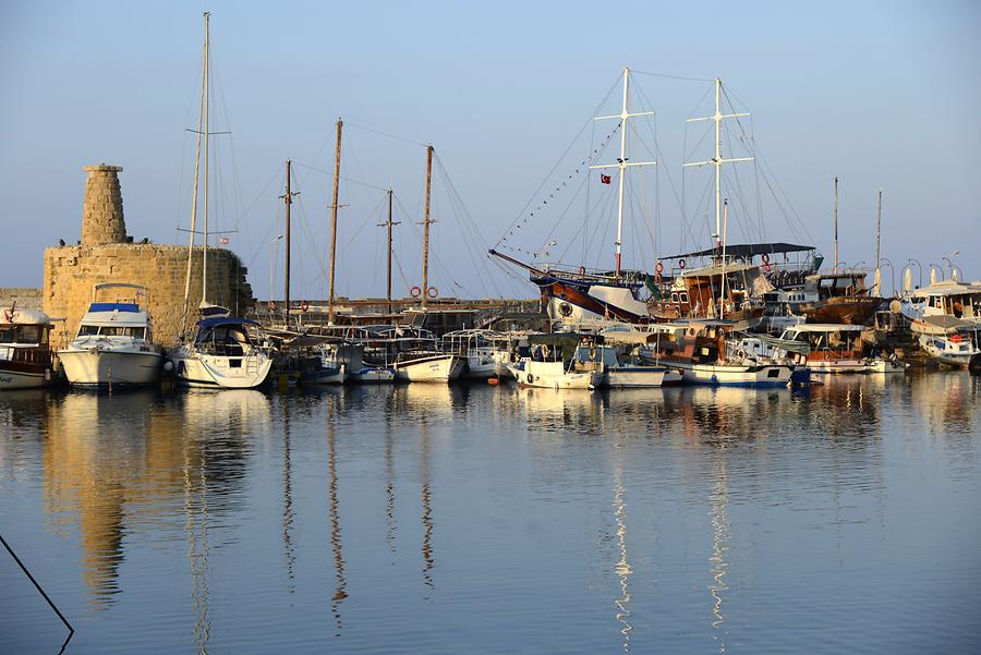 Girne - Harbour