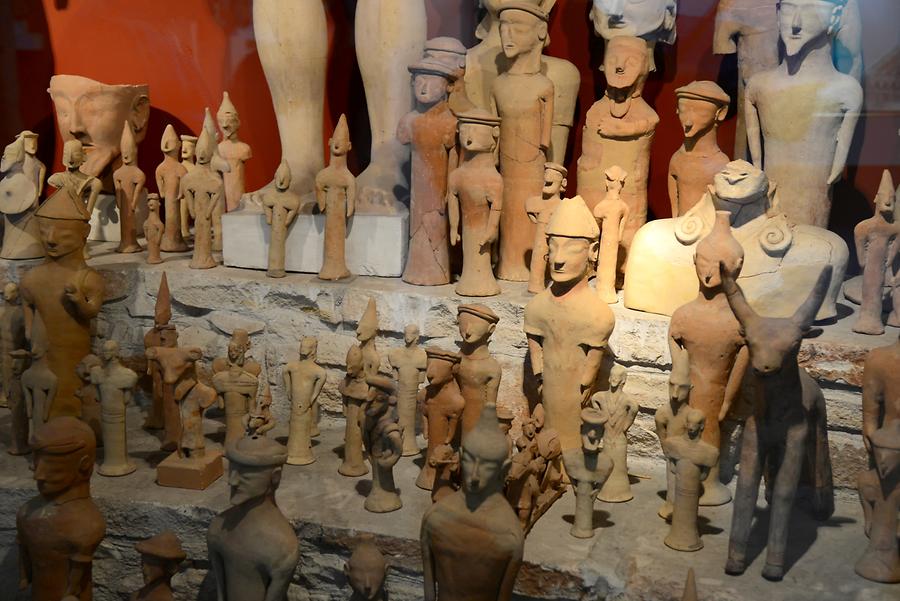 Votive Statuettes