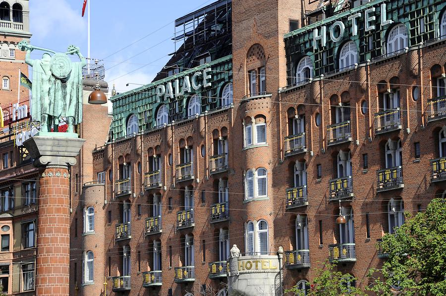 Palace Hotel