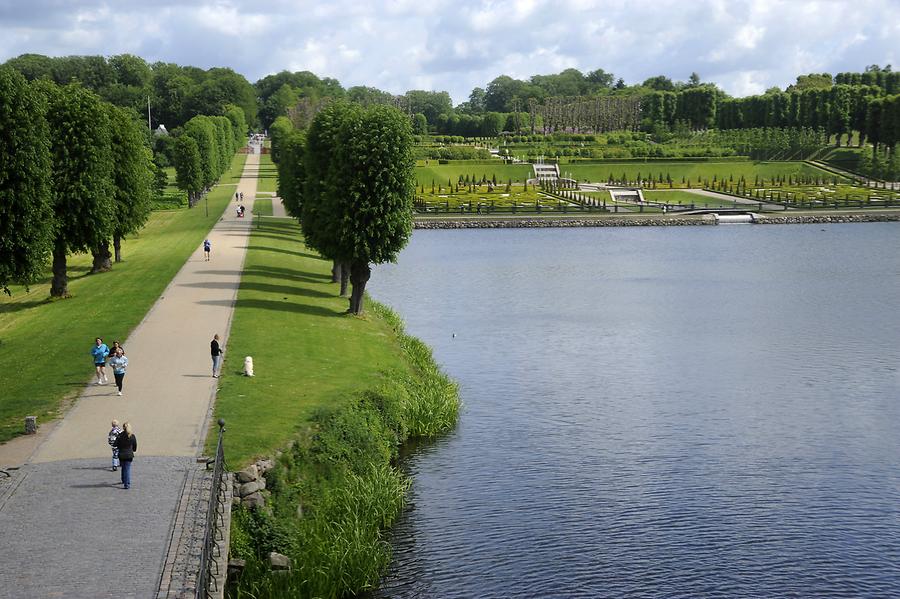 Frederiksborg Castle - Park