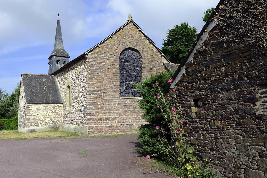 Tréhorenteuc - Church