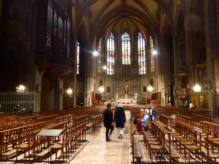 Nave, Photo: H. Maurer, 2015