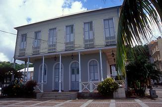 Saint-Pierre - Town Hall (1)