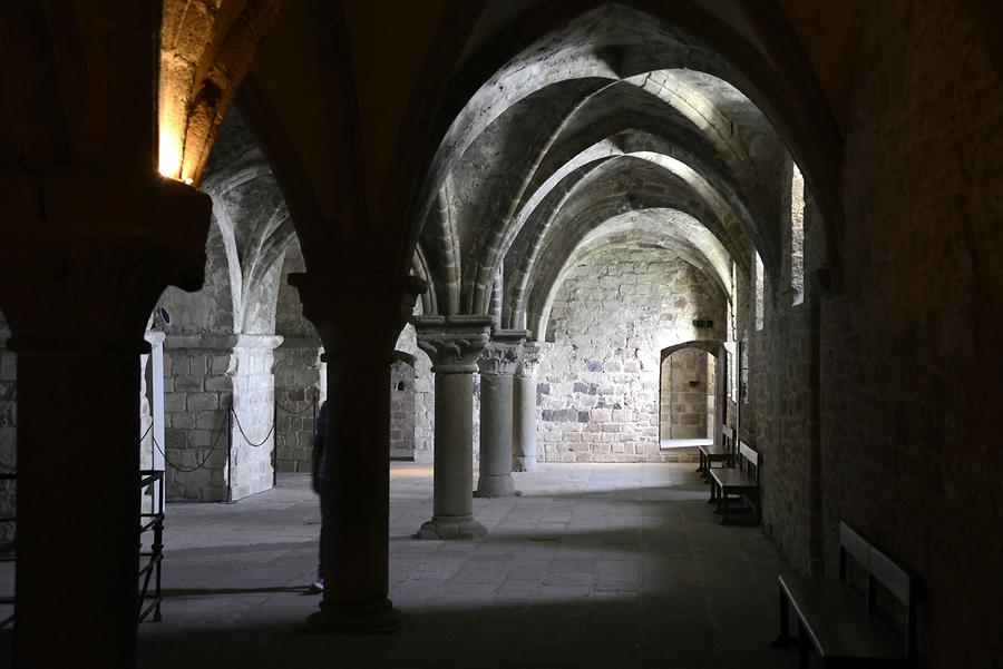 Mont St-Michel - Crypt