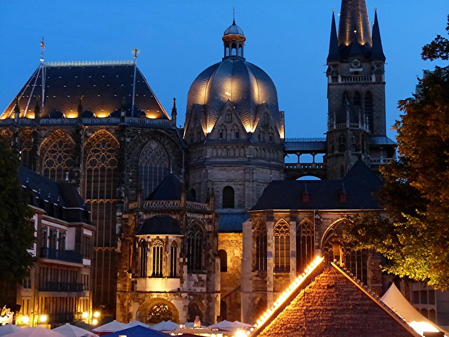 Aachen - Illuminated - Cathedral