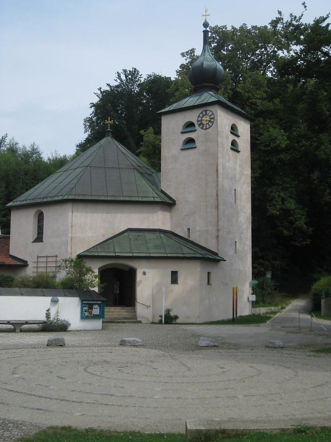 Prien - Evang. Christuskirche - Kirchenweg 13 - Labyrinth