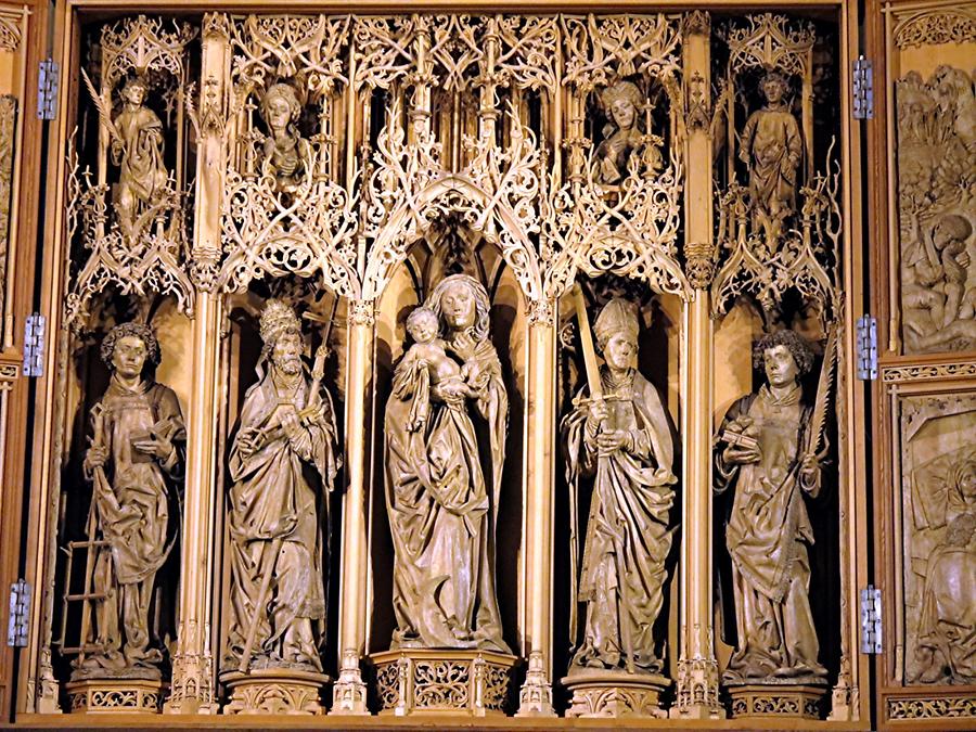 Heilbronn - St. Kilian's Church; High Altar, Shrine