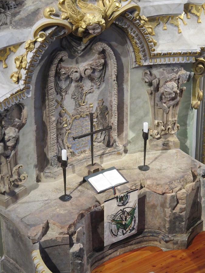 Dresden - Church of Our Lady, Altar Detail: Iron Cross