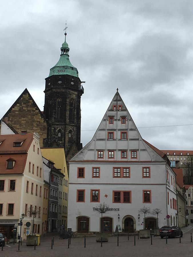 Pirna - Marktplatz 7 with Canaletto House